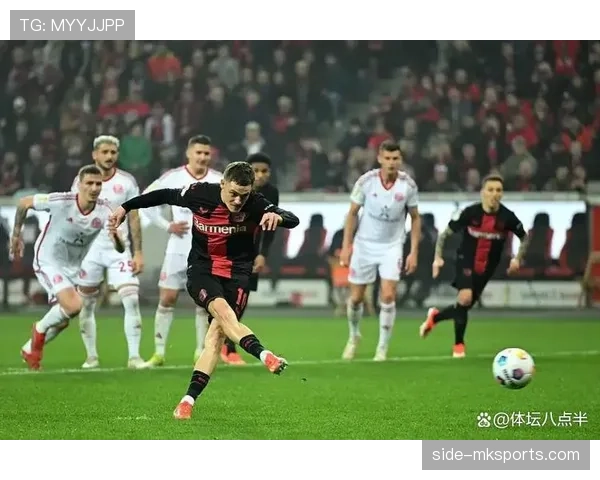 德甲前锋变动激烈，夏季转会窗口对新赛季进攻实力影响显著。