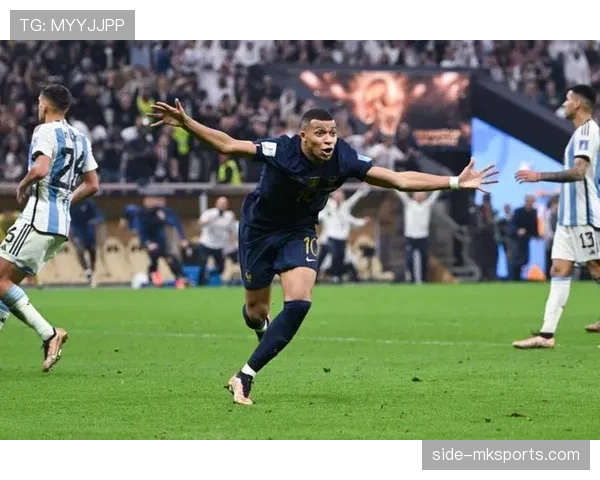 姆巴佩右脚射门能力解析 姆巴佩右脚射门能力解析